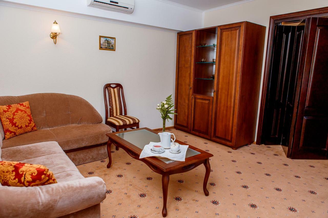 Hotel Галицька Корона Davidov